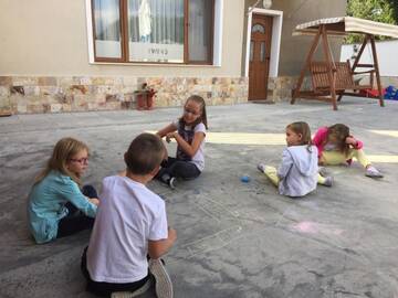 Фото номера Коттедж с 6 спальнями Дома для отпуска Twins Holiday Home г. Доспат 72